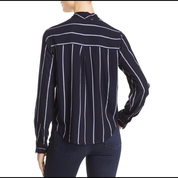 Rails Ava Metallic Stripe Tie Front Button Down Shirt
Navy Blue S - Picture 2 of 9